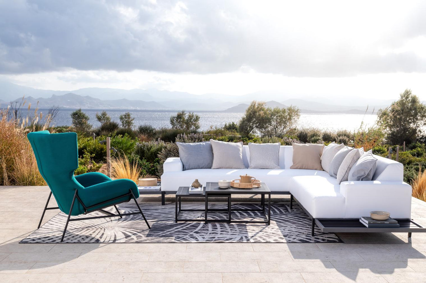 Glamour Sectional Sofa Set