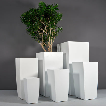 Toulan Planter